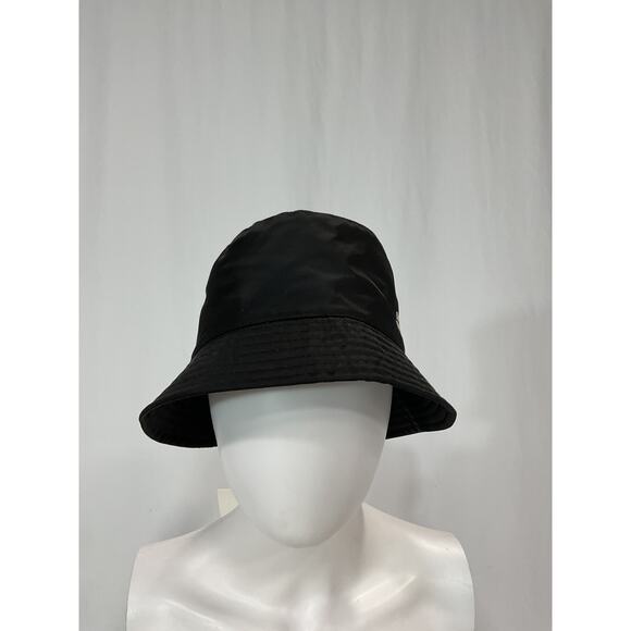 Isabel Marant Black Nylon 'Haley' Logo Hat Size 57 - NWT - Picture 2 of 5